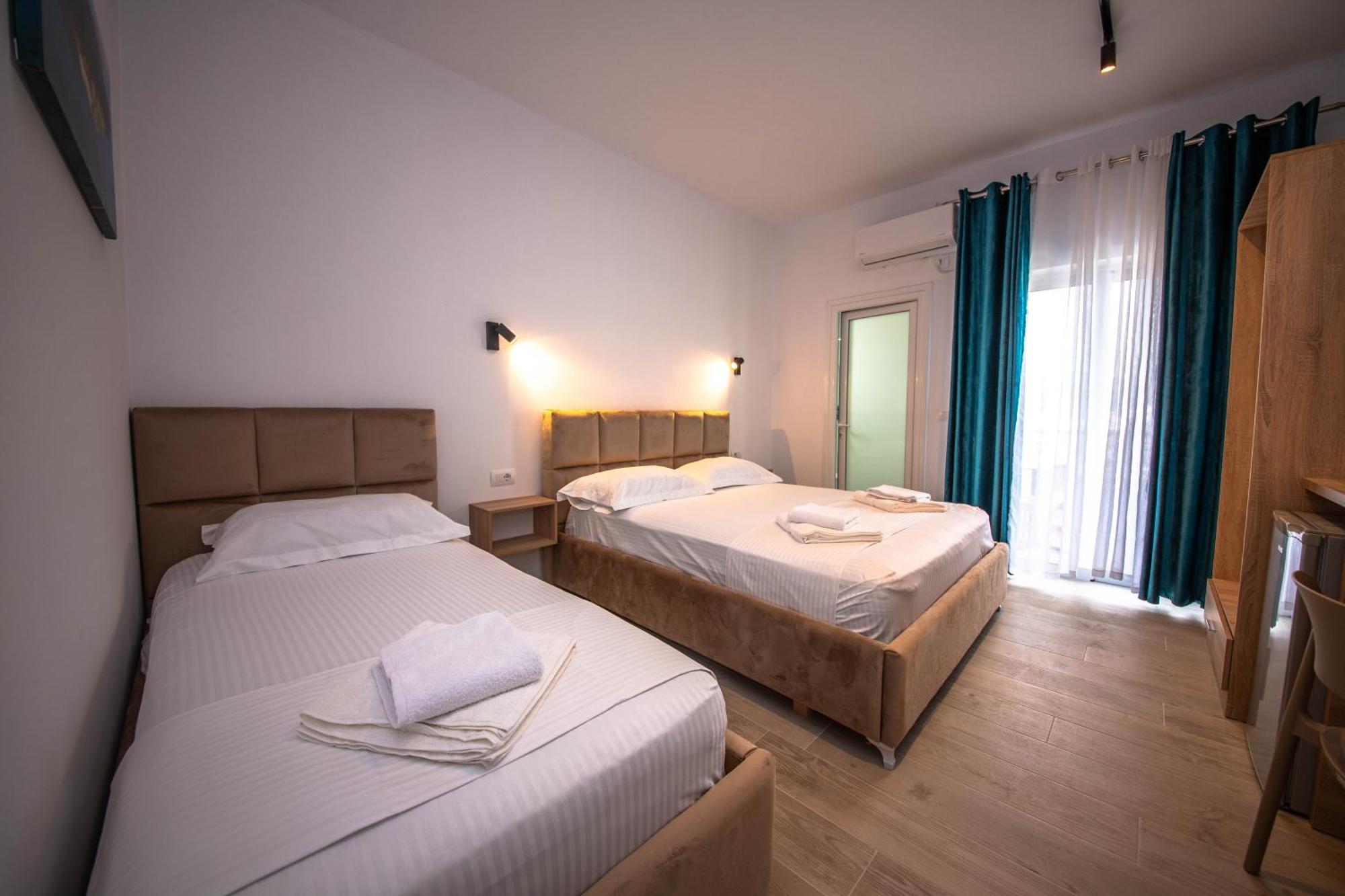 Hotel Perla קסאמיל מראה חיצוני תמונה