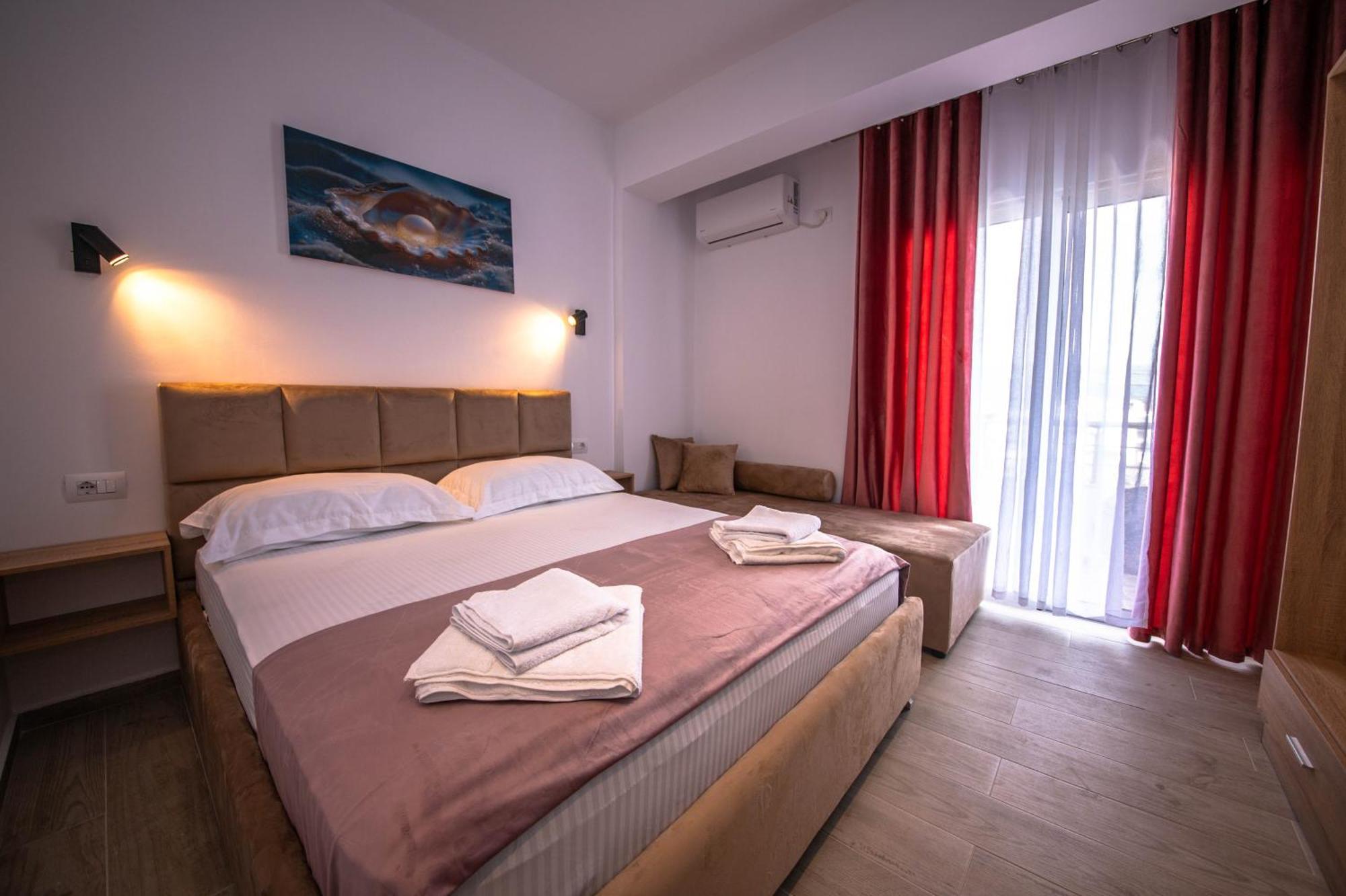 Hotel Perla קסאמיל מראה חיצוני תמונה