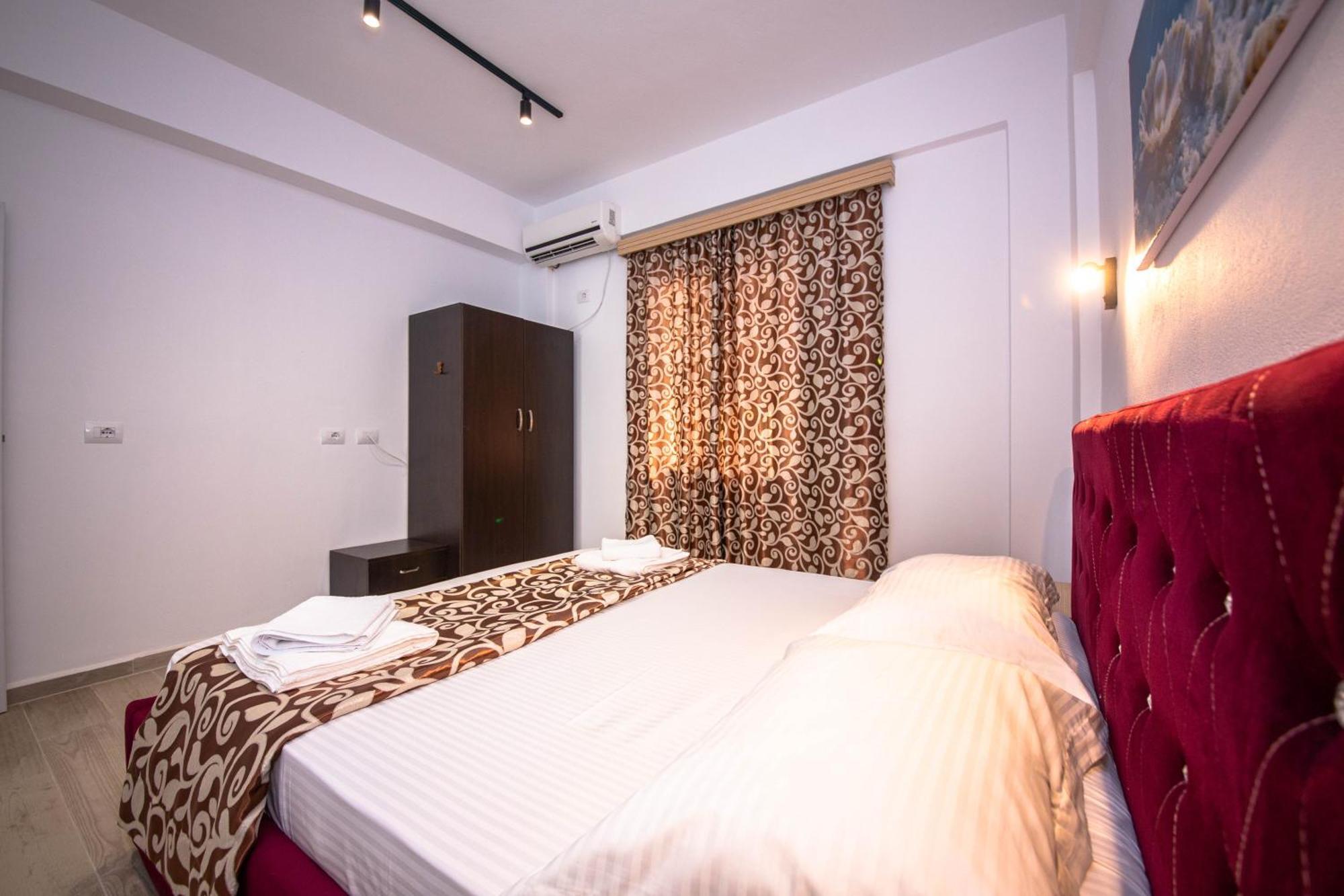 Hotel Perla קסאמיל מראה חיצוני תמונה