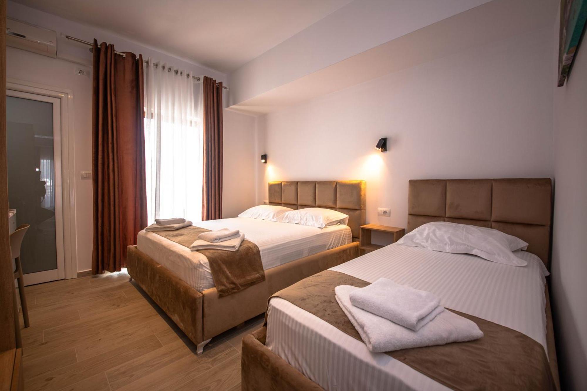 Hotel Perla קסאמיל מראה חיצוני תמונה