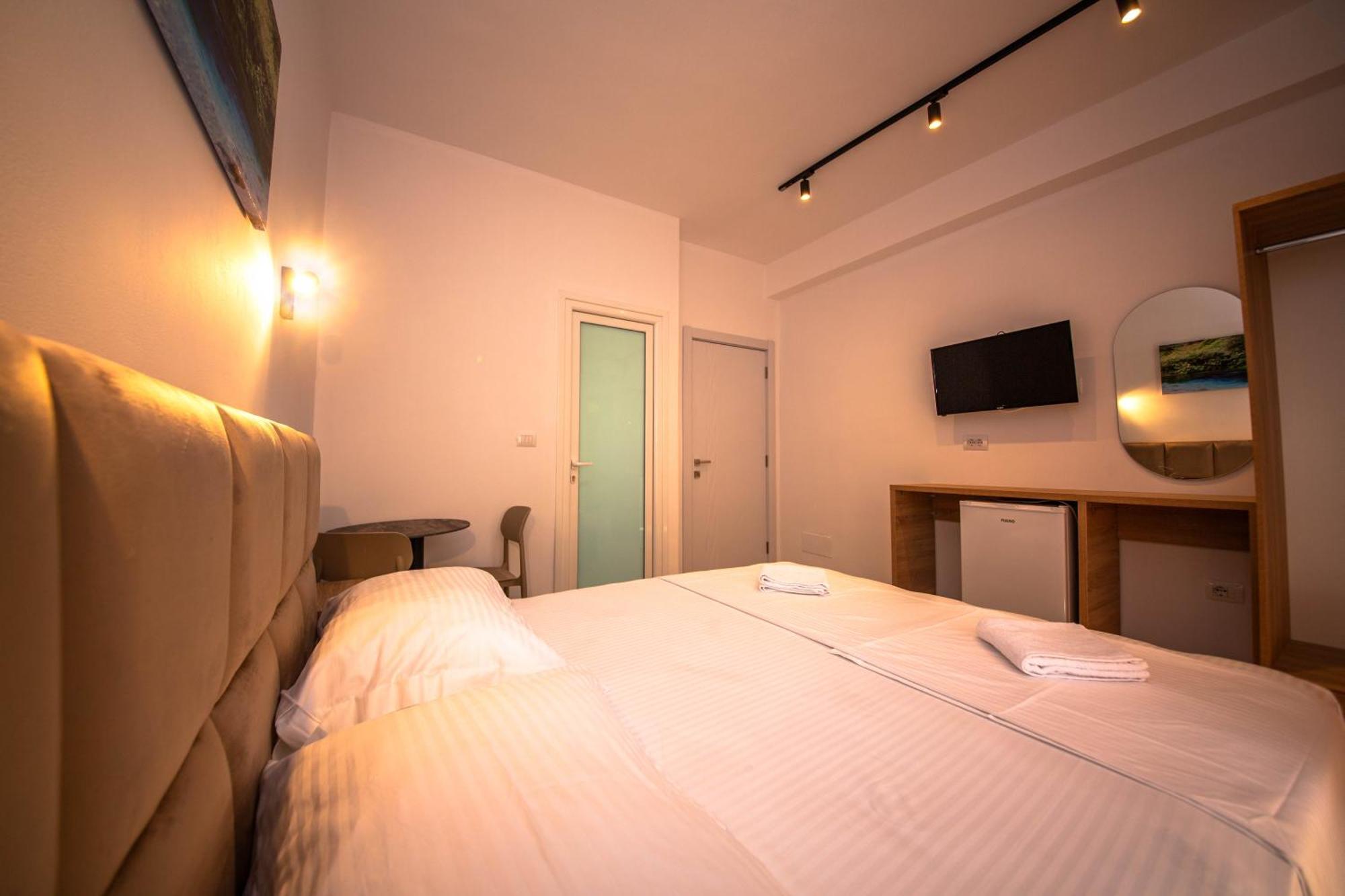 Hotel Perla קסאמיל מראה חיצוני תמונה