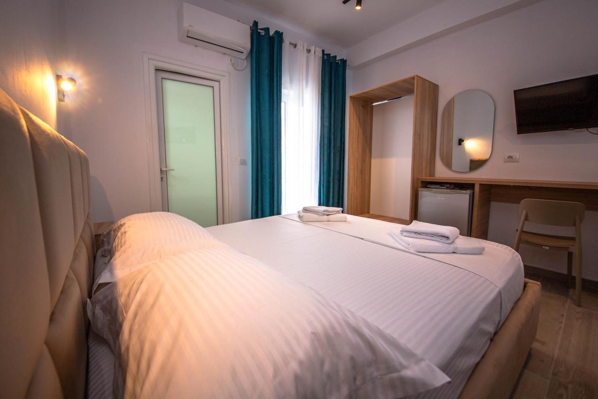 Hotel Perla קסאמיל מראה חיצוני תמונה