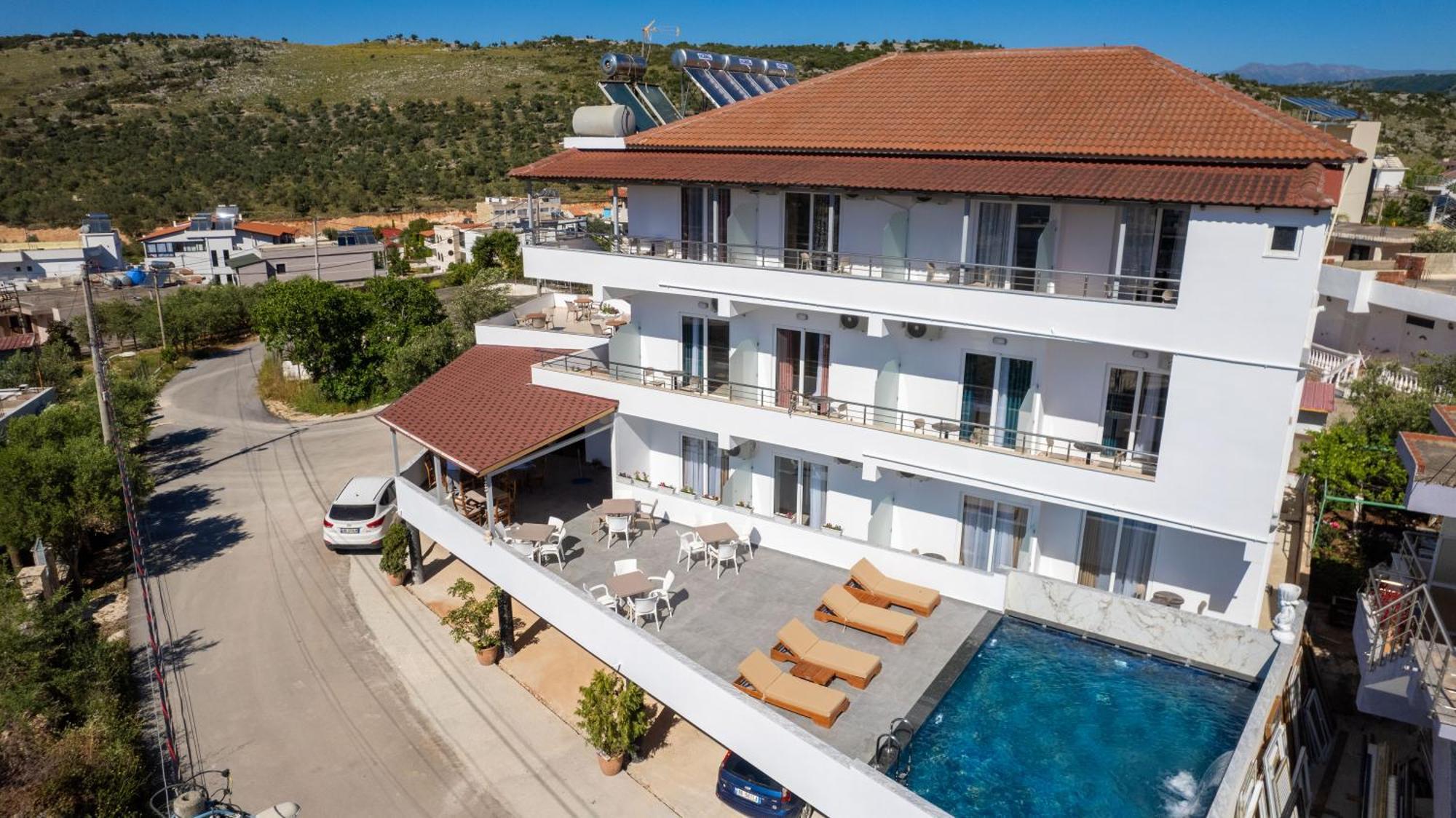 Hotel Perla קסאמיל מראה חיצוני תמונה