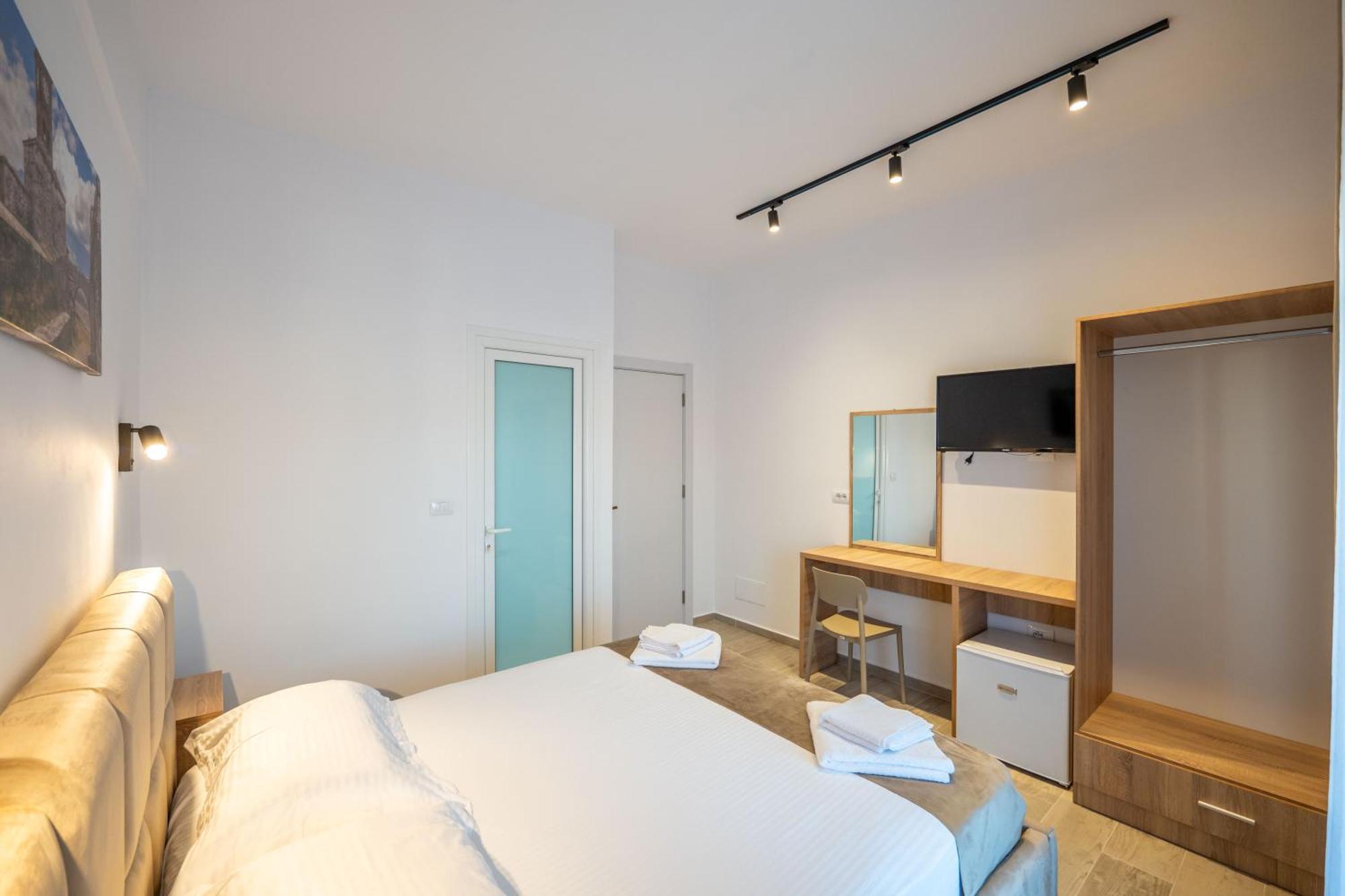 Hotel Perla קסאמיל מראה חיצוני תמונה