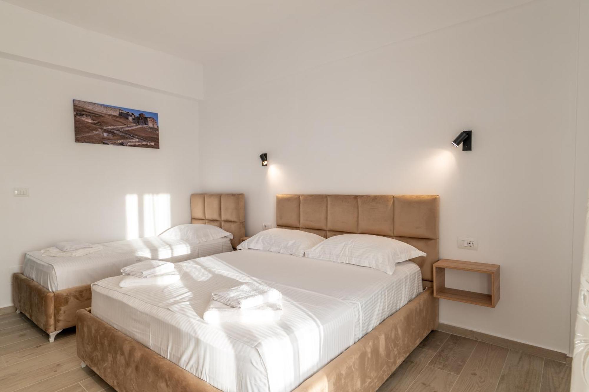 Hotel Perla קסאמיל מראה חיצוני תמונה