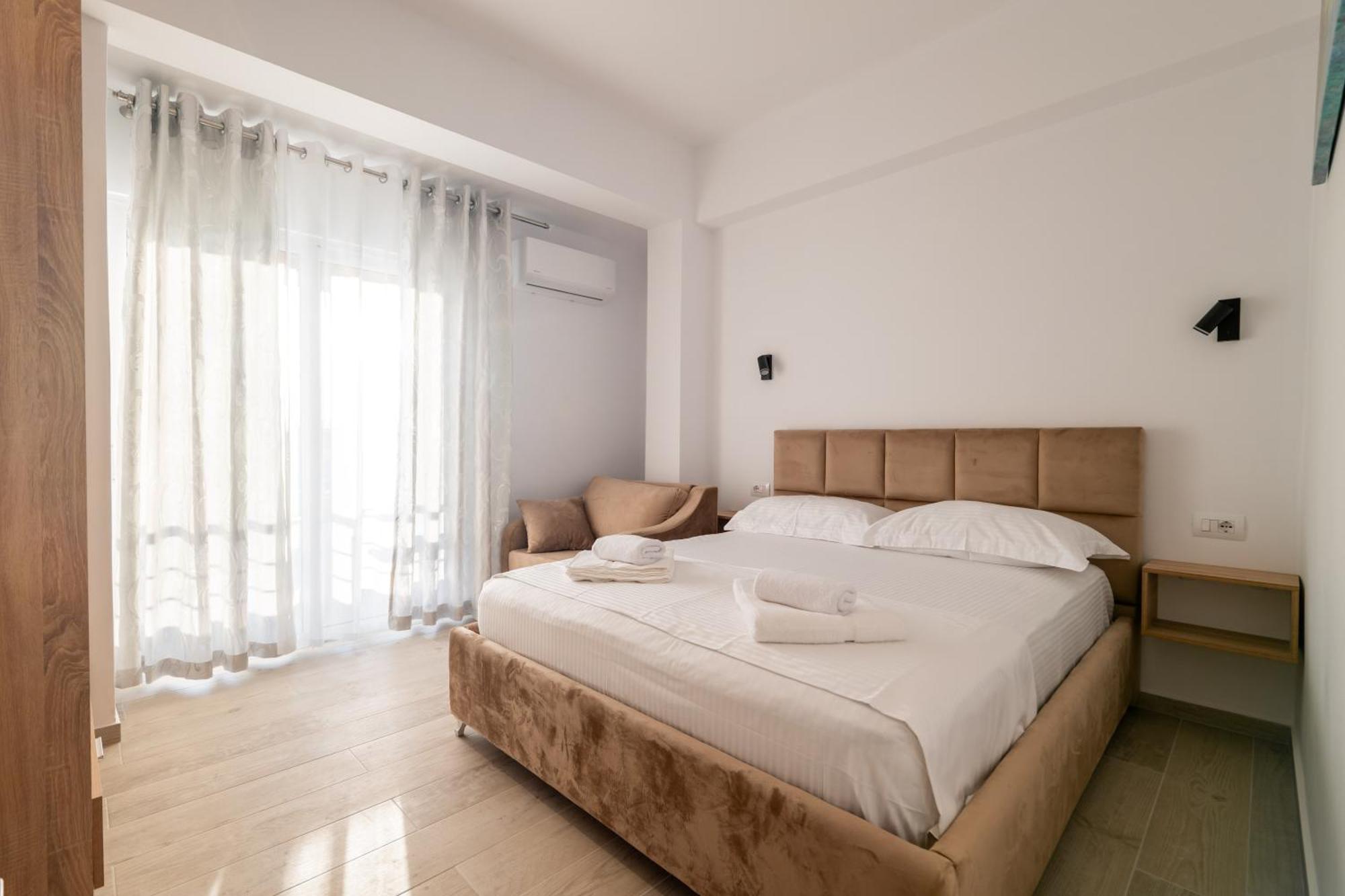 Hotel Perla קסאמיל מראה חיצוני תמונה