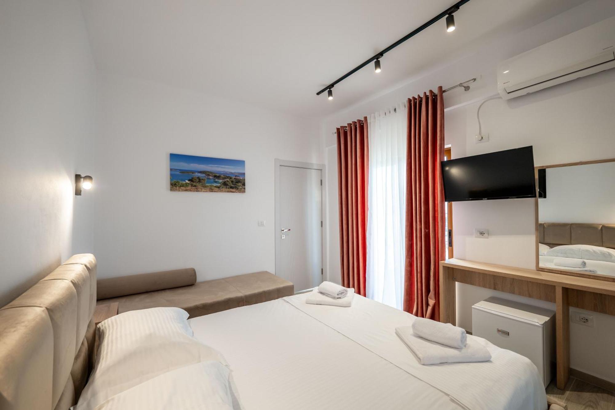 Hotel Perla קסאמיל מראה חיצוני תמונה