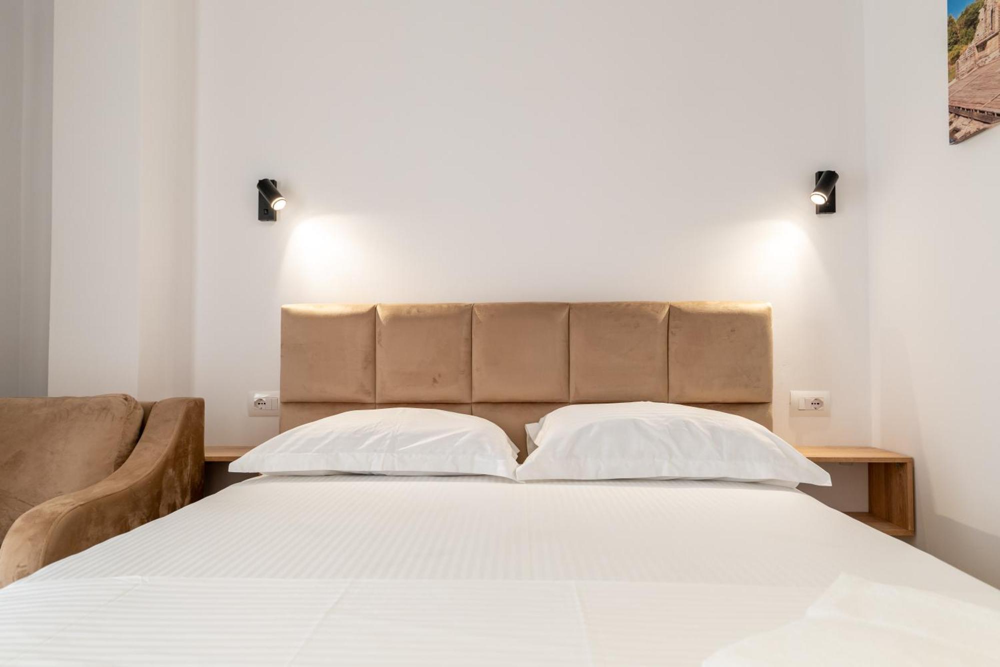 Hotel Perla קסאמיל מראה חיצוני תמונה