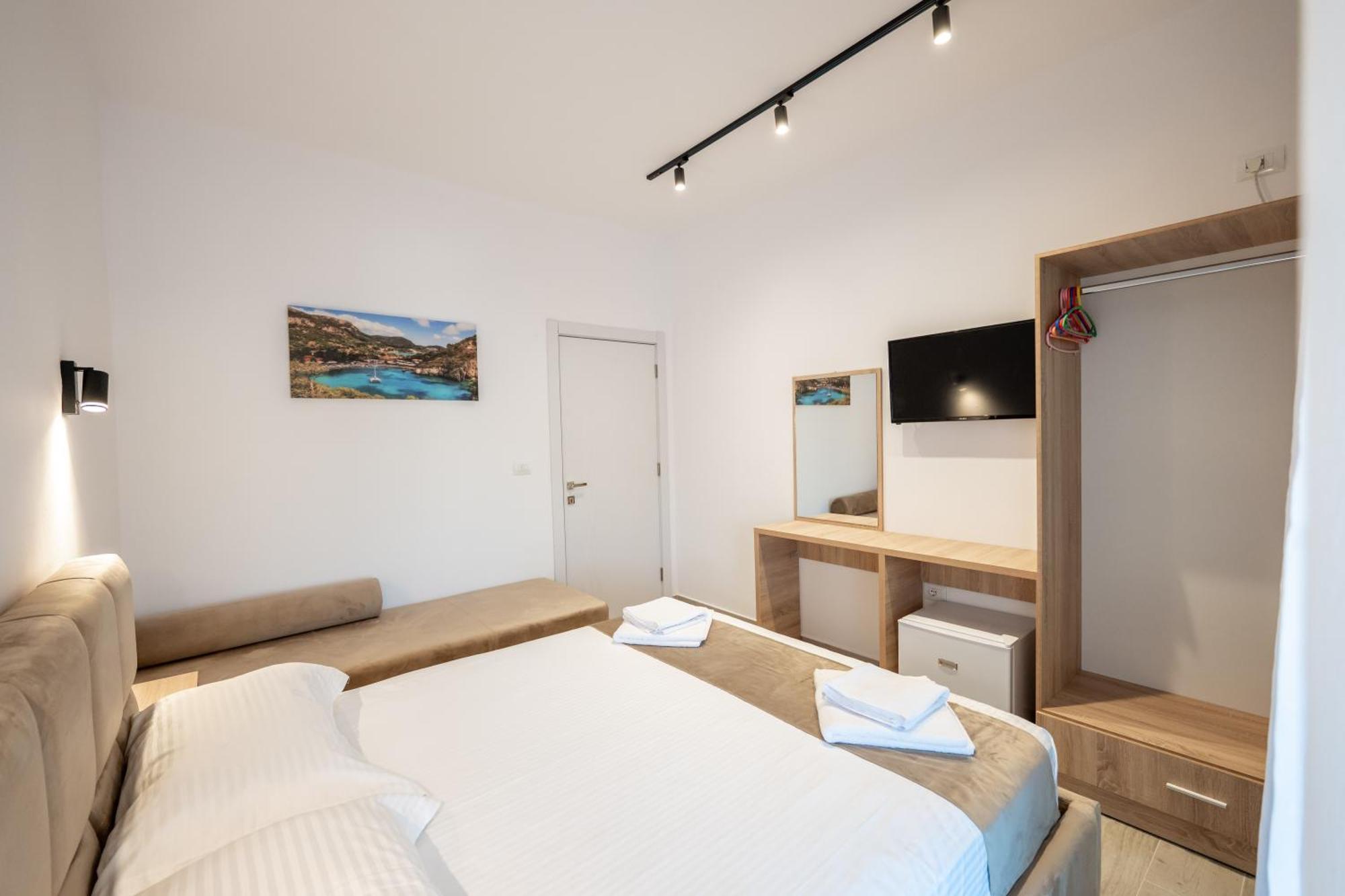 Hotel Perla קסאמיל מראה חיצוני תמונה