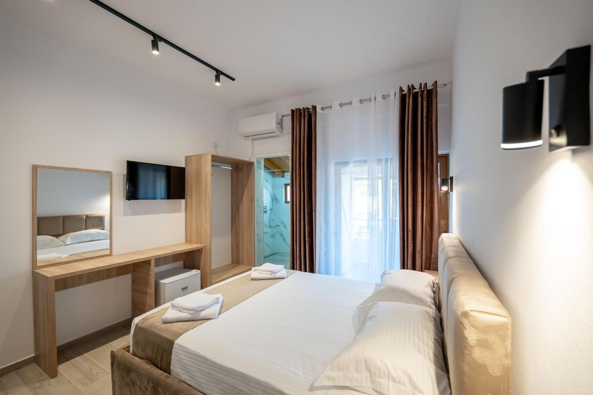 Hotel Perla קסאמיל מראה חיצוני תמונה