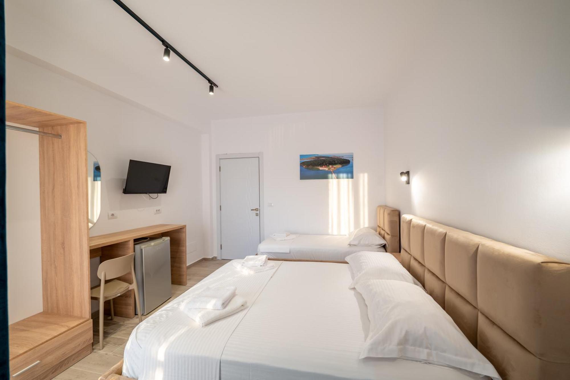 Hotel Perla קסאמיל מראה חיצוני תמונה