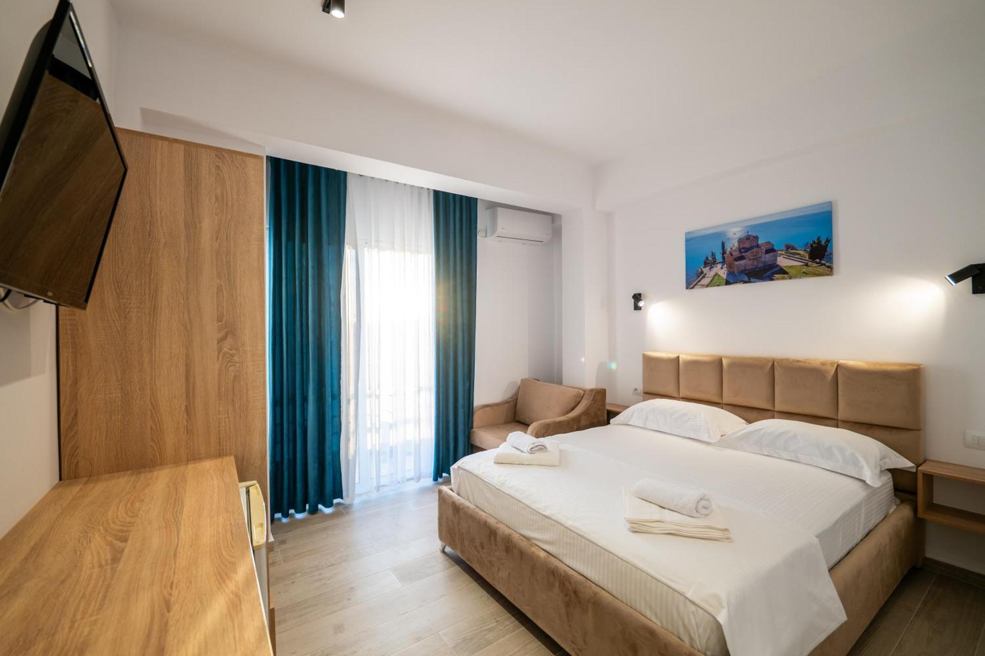 Hotel Perla קסאמיל מראה חיצוני תמונה