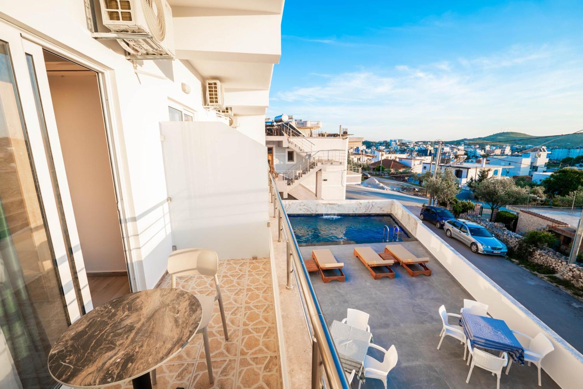 Hotel Perla קסאמיל מראה חיצוני תמונה