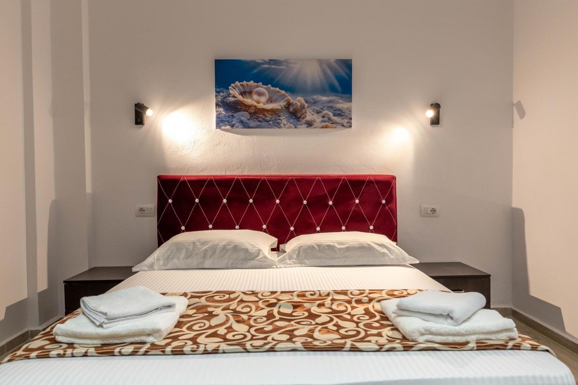 Hotel Perla קסאמיל מראה חיצוני תמונה